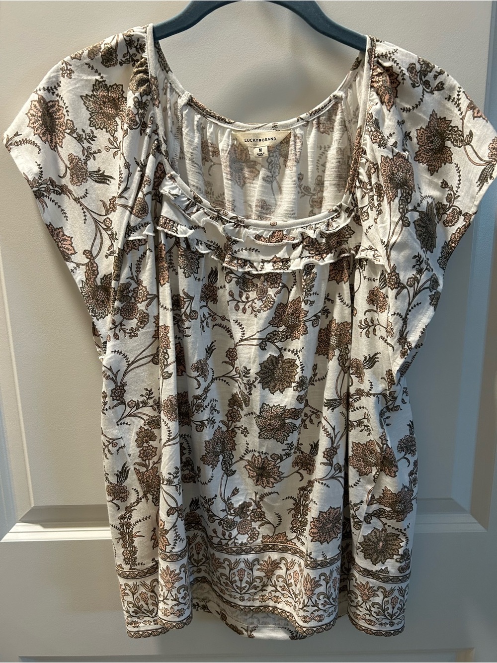 Lucky Brand Cream Top with Brown Floral Print and Ruffle Scoop